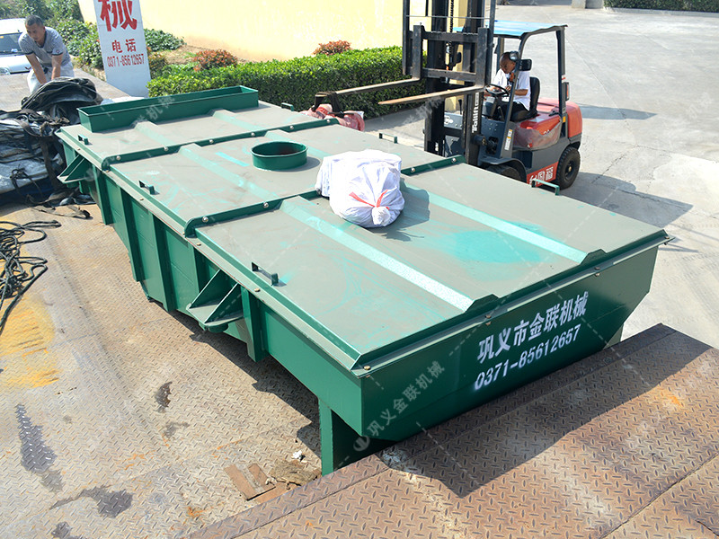 對(duì)輥破碎機(jī),直線振動(dòng)篩發(fā)往廣東肇慶干粉沙漿